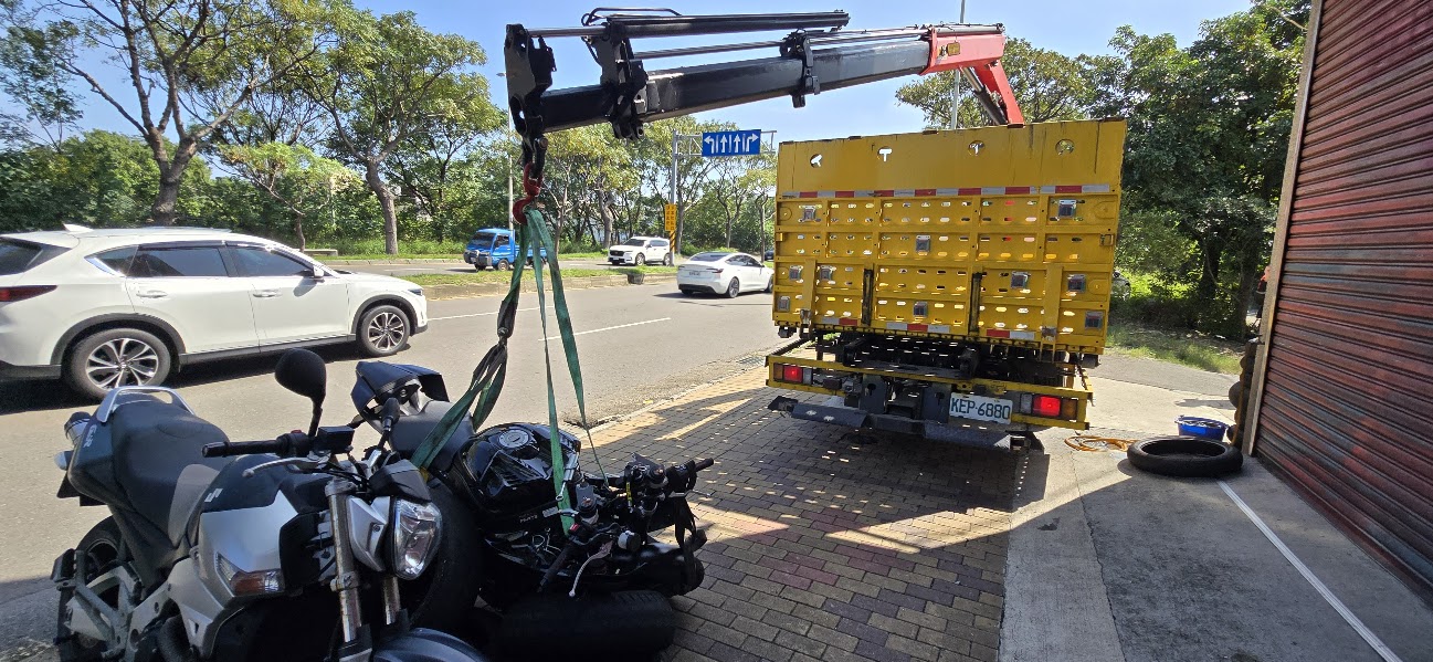 大型重機車禍 吊桿作業 道路救援